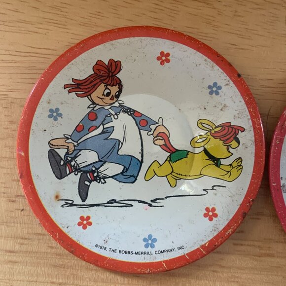 Vintage Kids Toy Plates with Raggedy Ann Design - Picture 3 of 5